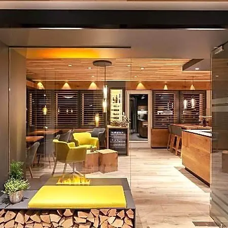 Eden Hotel