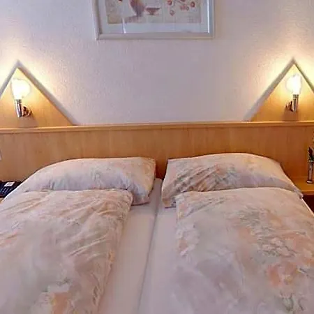 Eden Hotel